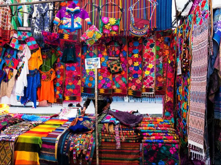 Variedad-Artesanias-Otavalo