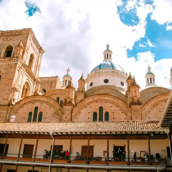 /reisefuehrer/cuenca-historical.webp