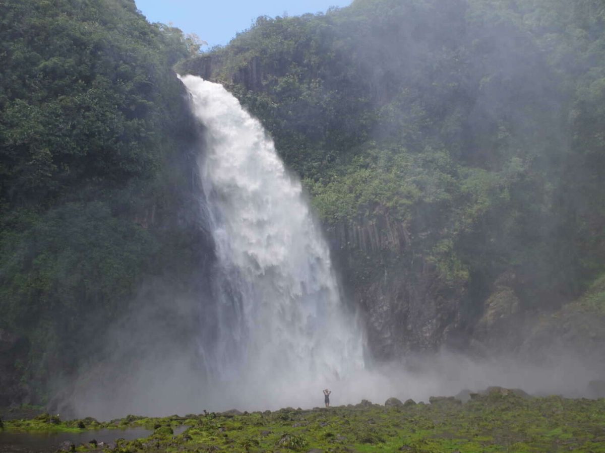 Cascada Magica Ecuador