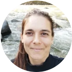 María