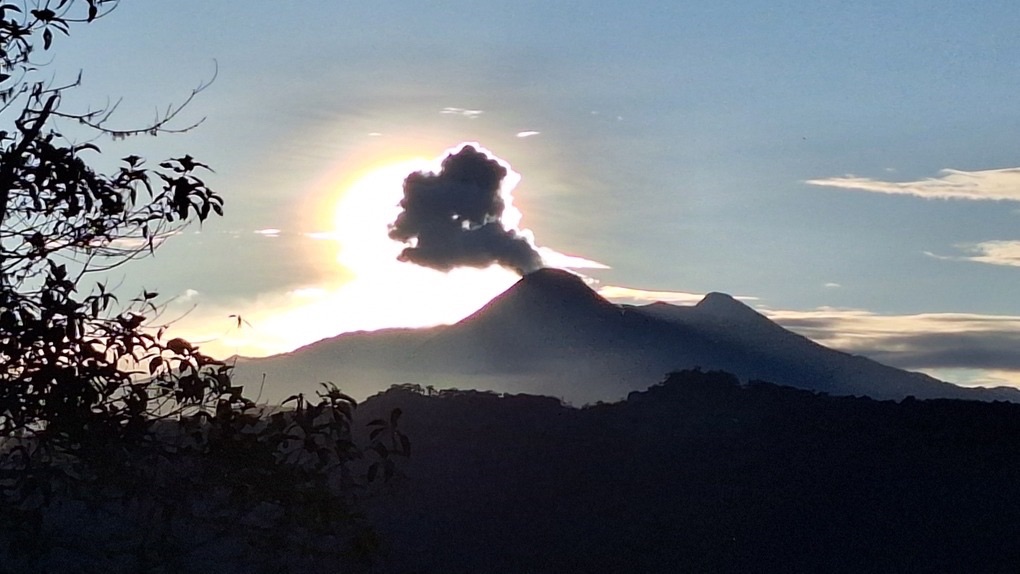 Via Quito mit Reventador Vuklkan
